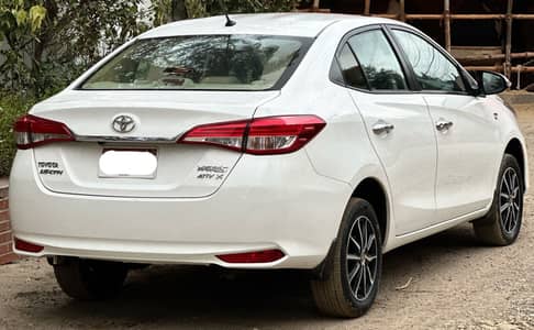 Toyota yaris 1.5 ativ model 2022