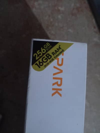 16/256 Tecno full box