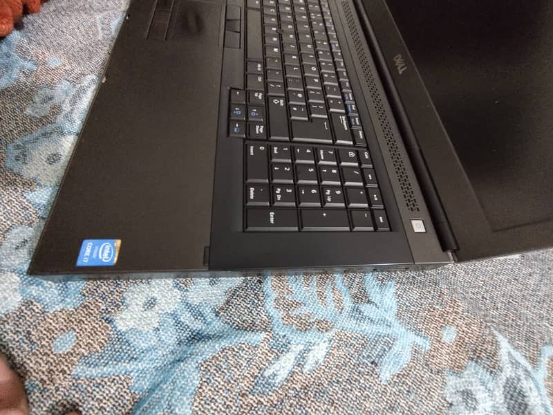 Dell precision m6800 2