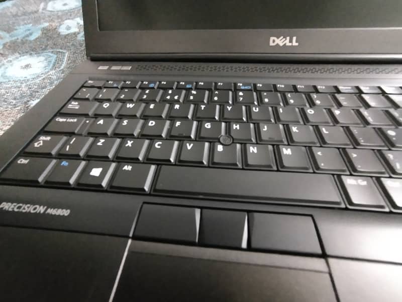 Dell precision m6800 4