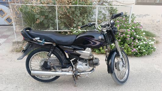 Yamaha junoon 100cc in mint condition everything is working fi e