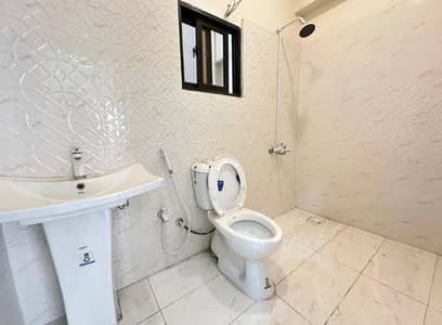 DHA PHASE 7 EXT STUDIO APPARTMENT FOR RENT