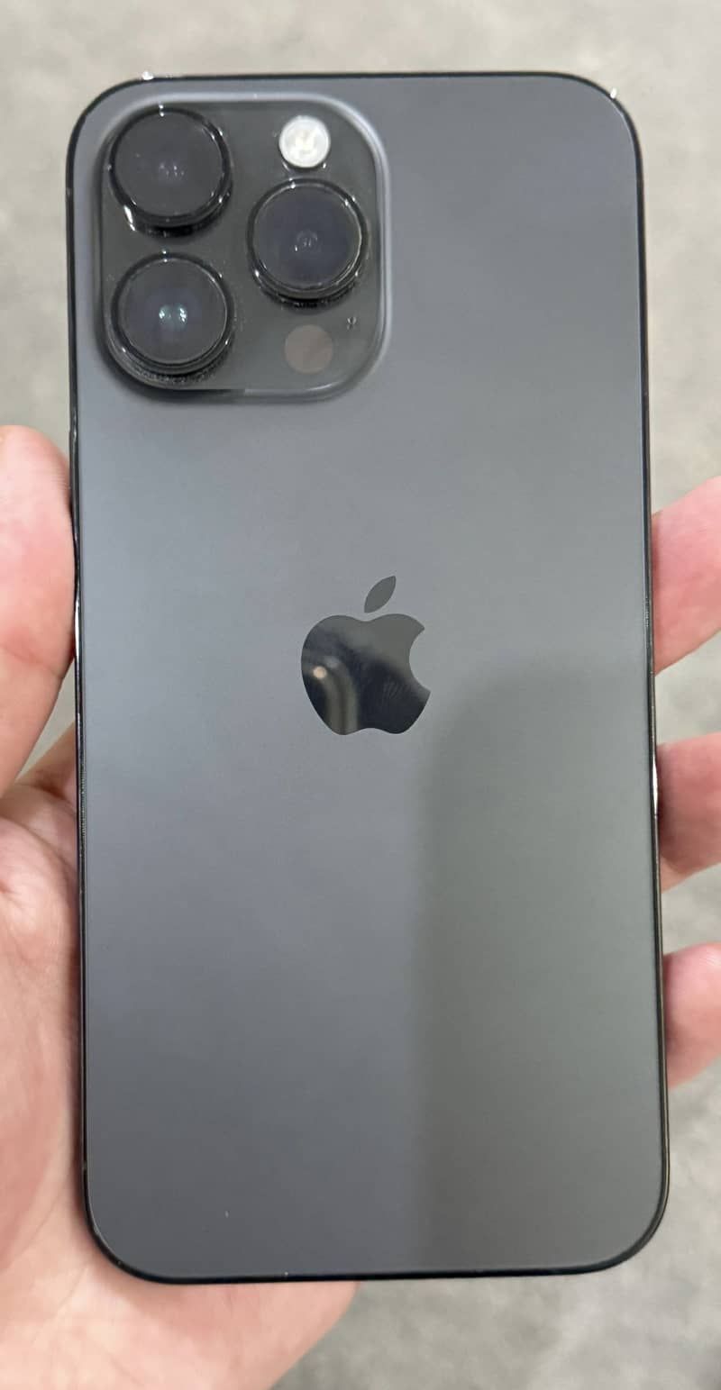 Iphone 14 pro max 4