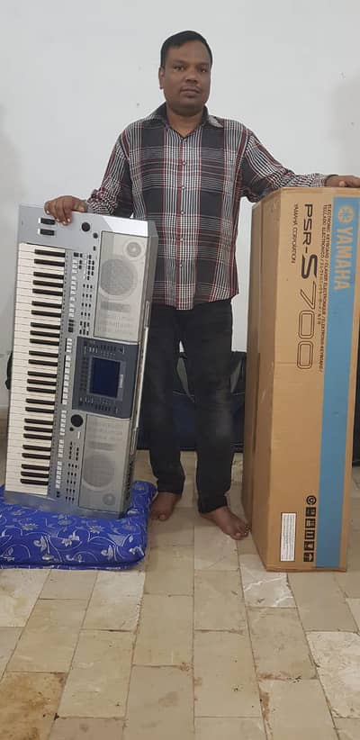 Yamaha psr $700