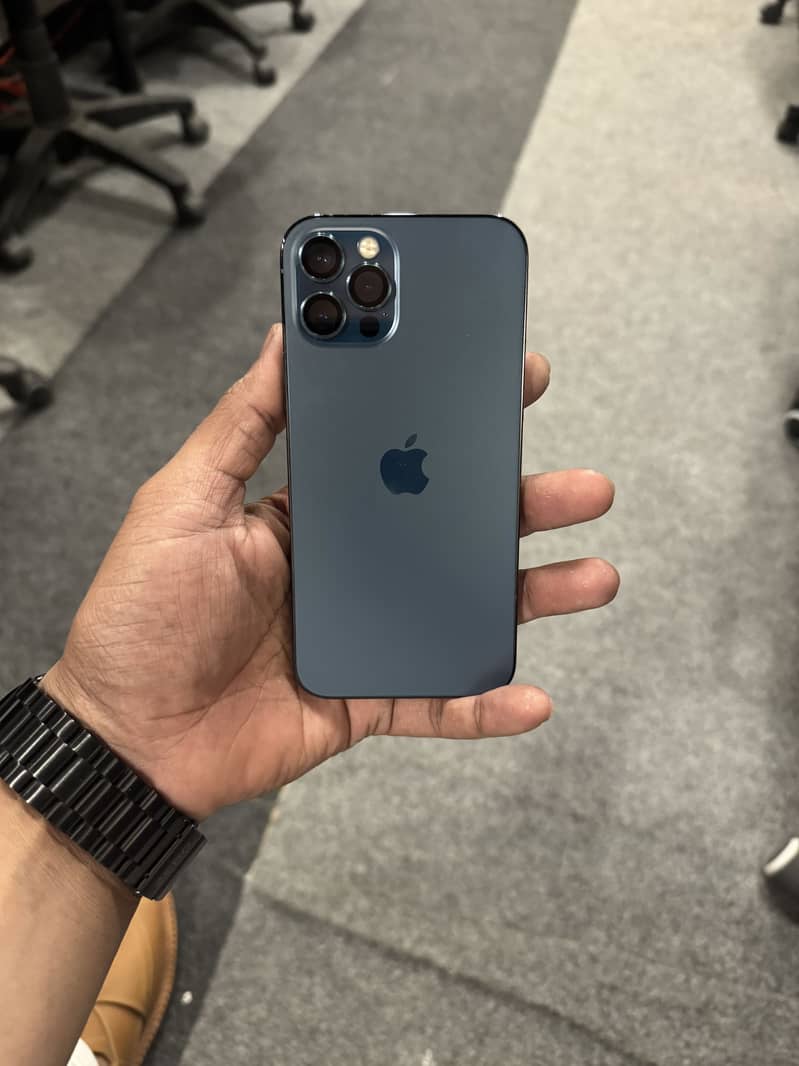 iPhone 12 pro 6