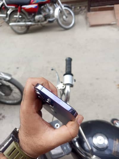 Apple iPhone 14 Pro Max