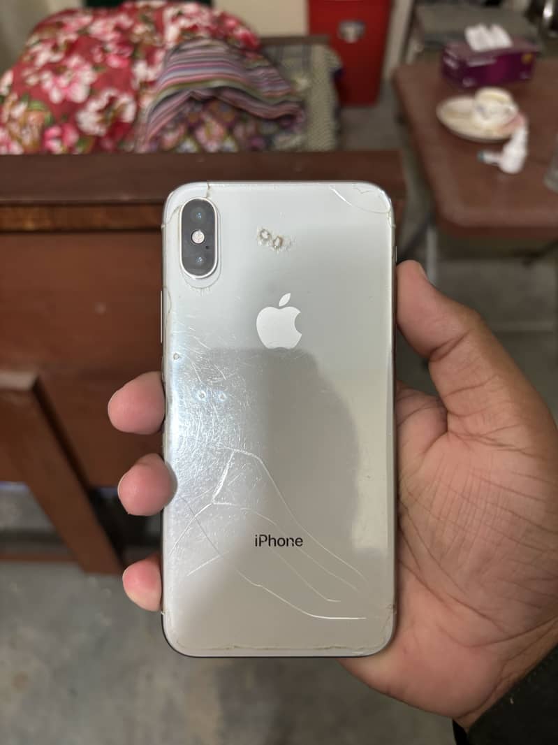 Apple iphone X 4