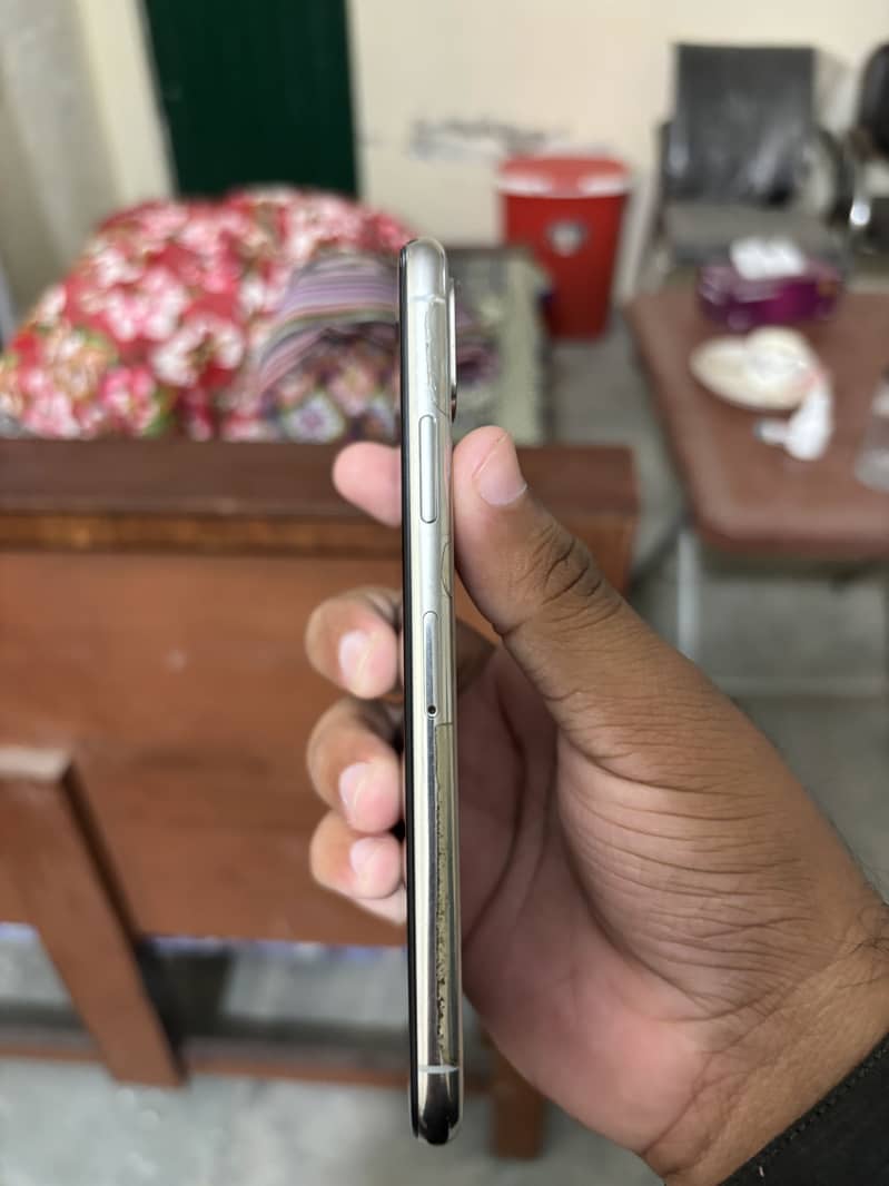 Apple iphone X 6