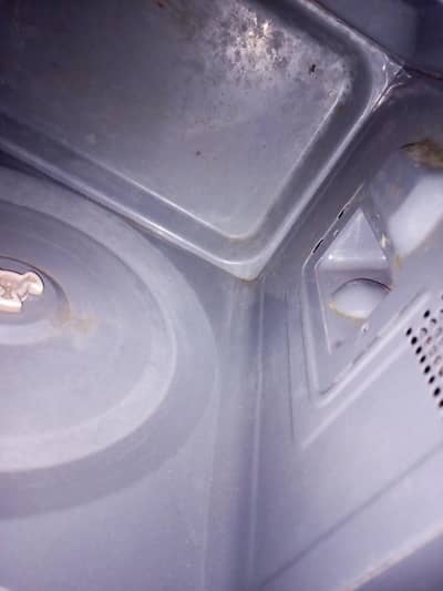 Microwave oven