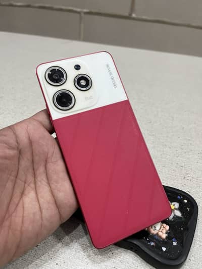 Tecno Sparc 10 pro 8/256