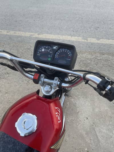 Honda 125 22 model