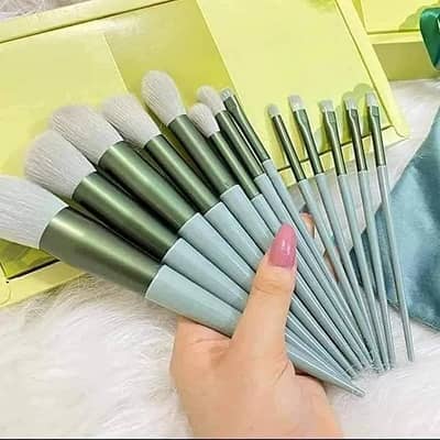 13 Pcs Makeup Brush Set Soft hair