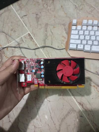Amd r7 200 2gb 128bit ddr5
