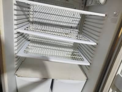 pel large size refrigerator in used conditions