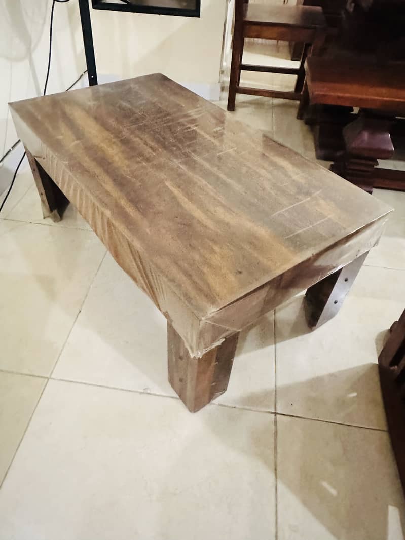 Center table, coffee table 1