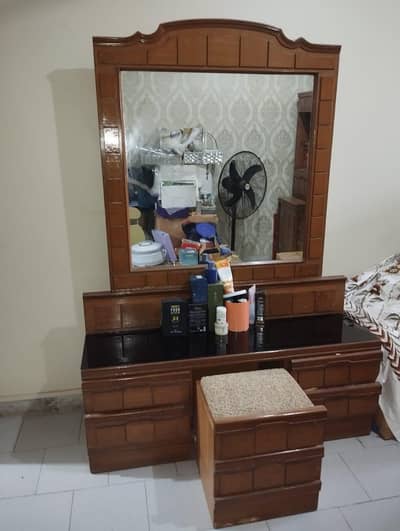 nice bed set for sale