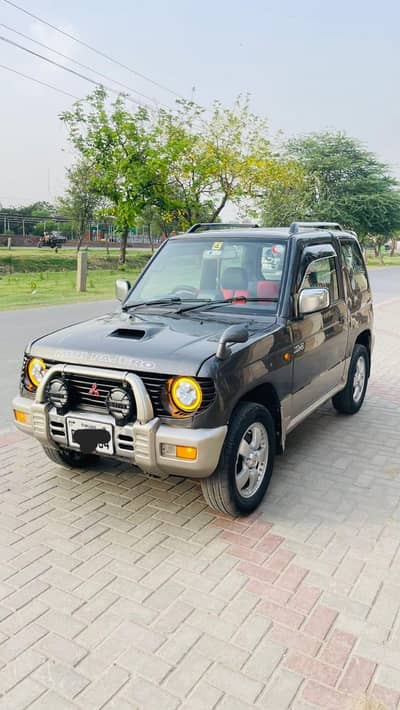 Mini pajero 660cc Auto 0322/8451/572
