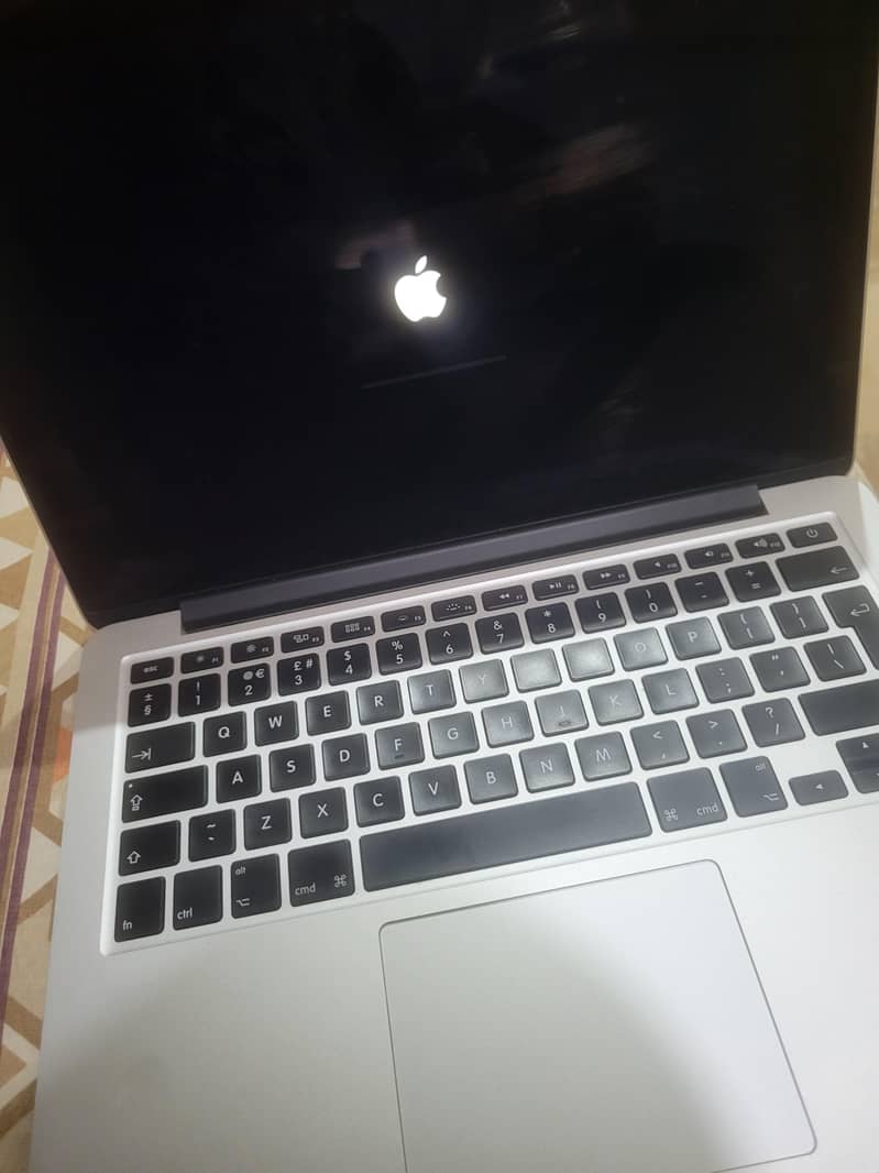 macbook pro 2015 0