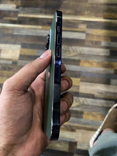IPHONE 13 PRO  128GB NON PTA SIM LOCKED