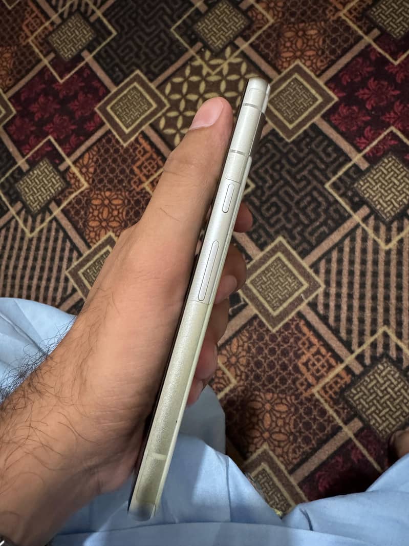 pixel 7a 4