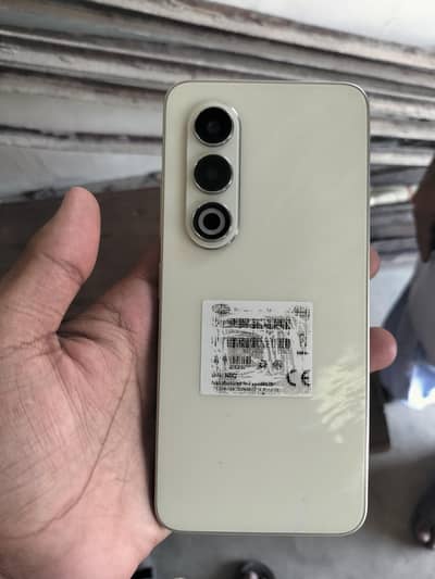 itel s25 with box