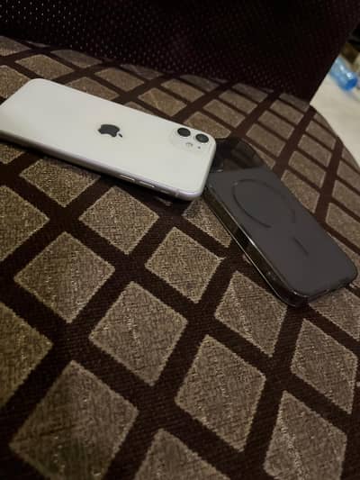 iphone 11 factory unlocked for sale exchange possible for upper model