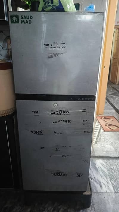 refrigerator 2 doors