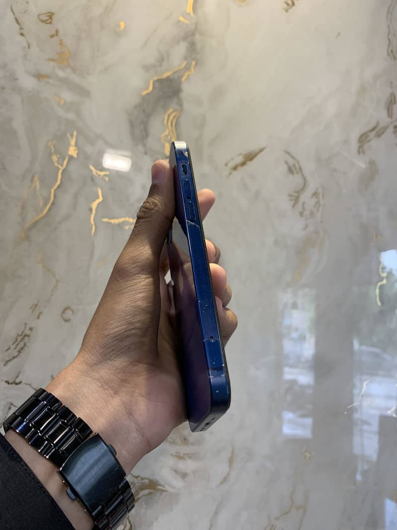Iphone 12 2
