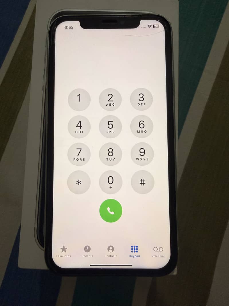 iPhone XR 7