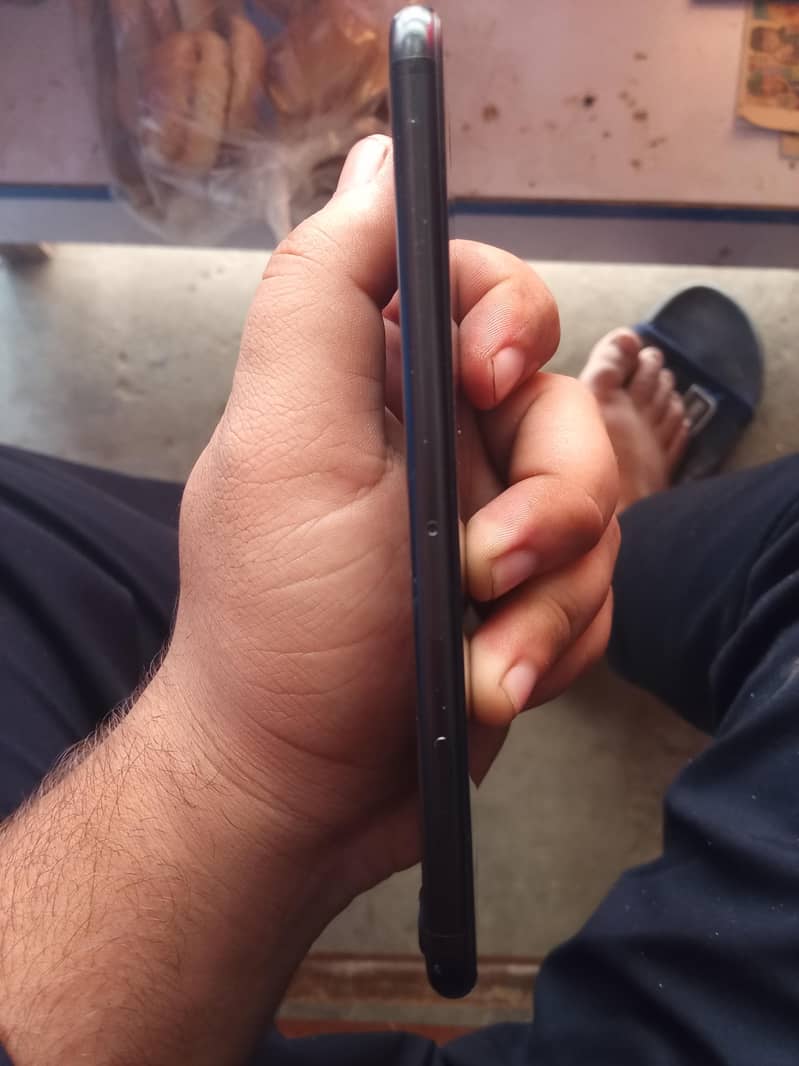 Apple iPhone 7 4