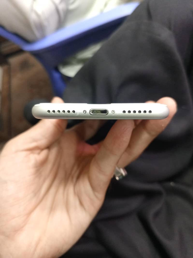 Iphone 7 4