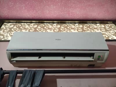Haier ECO-12 Non Inverter Split AC