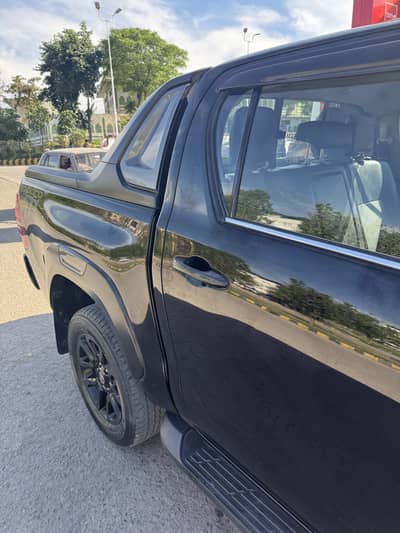 Toyota hilux revo rocco 2022