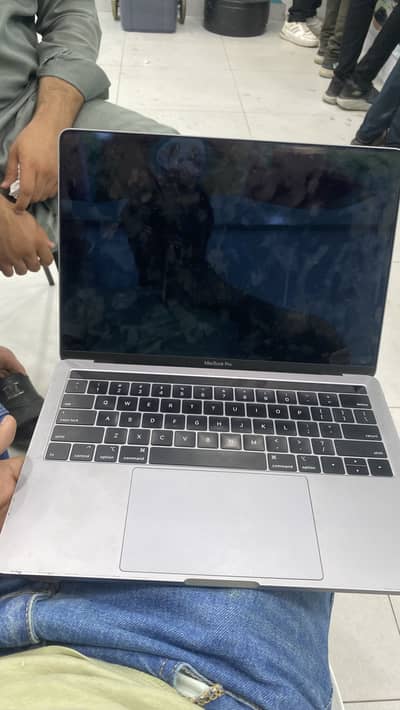 MacBook Pro 2019 board issue