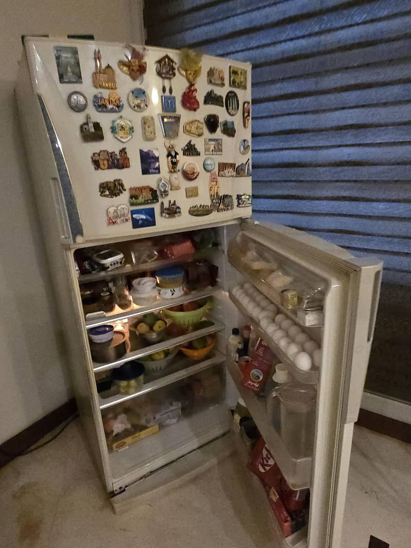 SHARP IMPORTED EXTRA LARGE FRIDGE 8