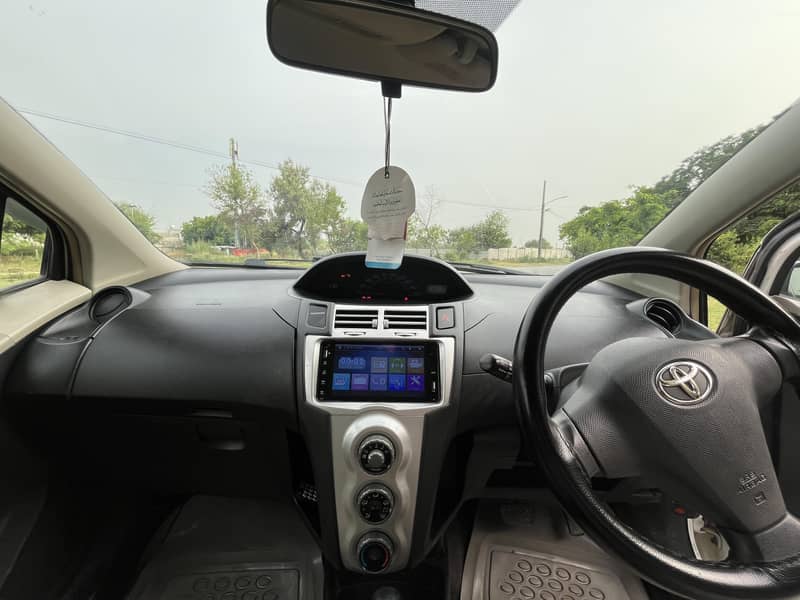 vitz 2007/22 10
