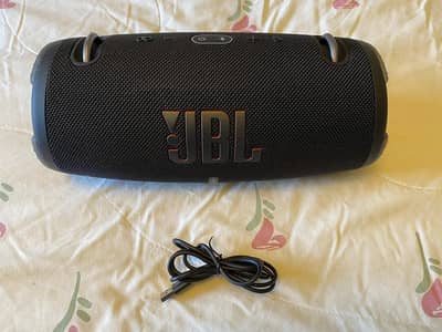 JBL Xtreme 3 Black Portable Bluetooth Speaker come from UK