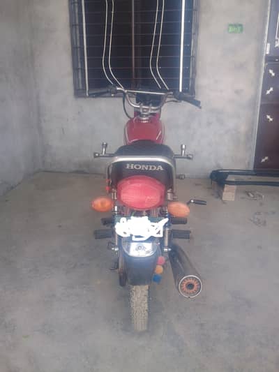 Honda 125 2011 model