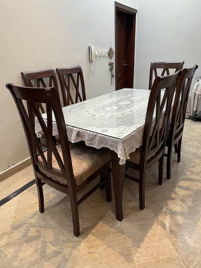 6 seater dining table
