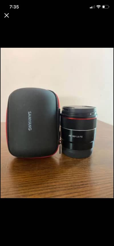Samyang 35mm f/1.8 AF (Sony E-Mount) – Excellent Condition