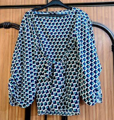 WOMEN SHIRT SMALL SIZE