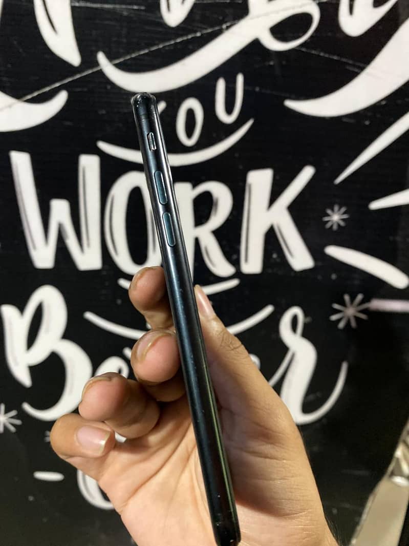 iPhone se 3