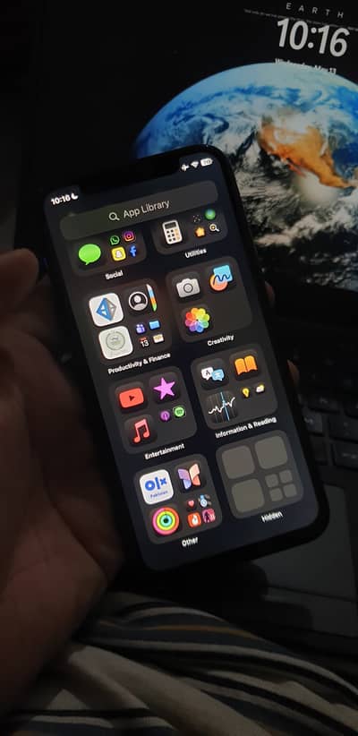 iPhone xs Factory Unlock exchange Possible