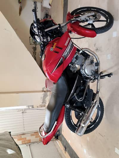 Yamaha YBR 125 red color best condition  03390048238