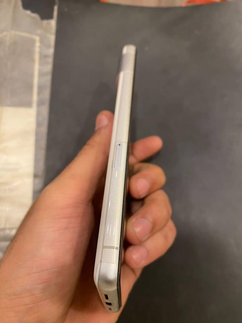 Google Pixel 7 3