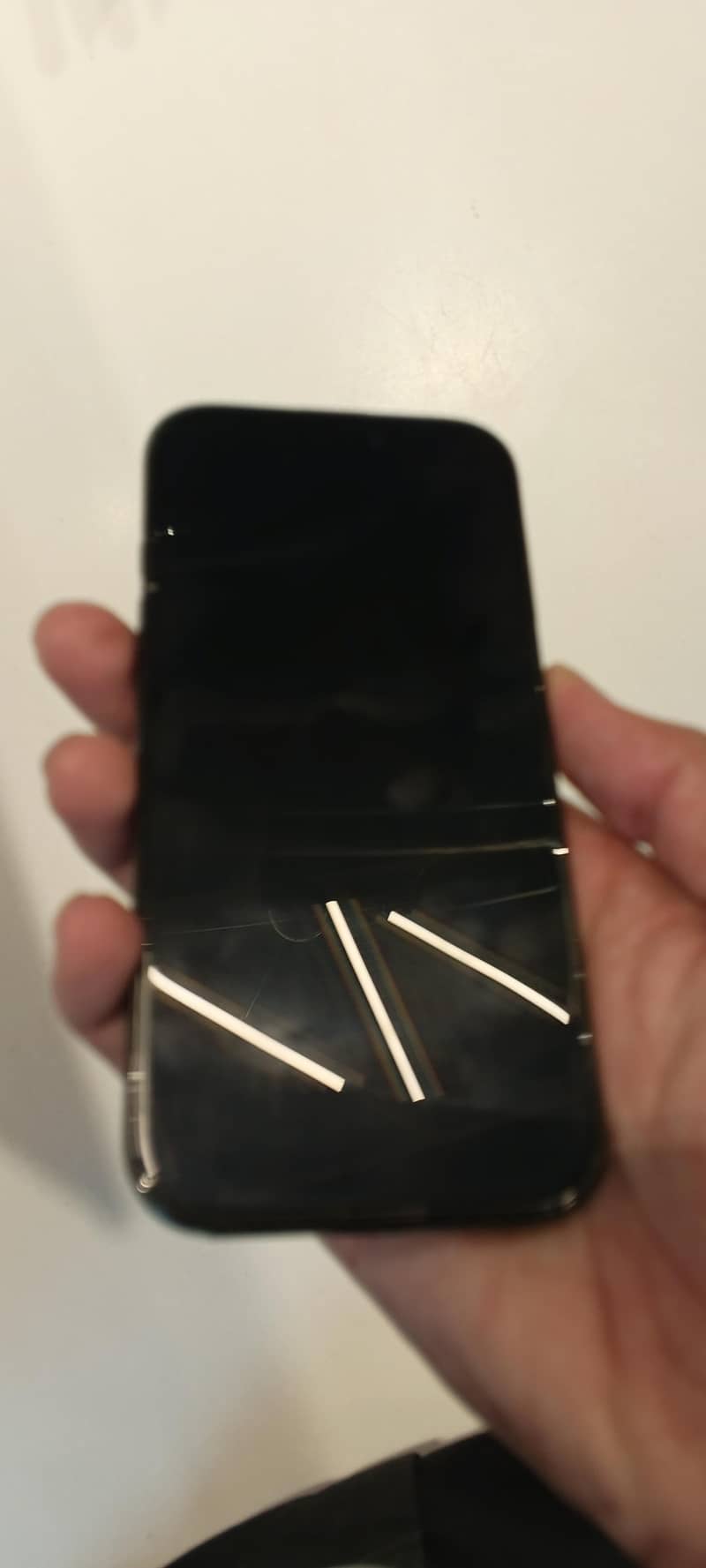 iphone 16 pro 2