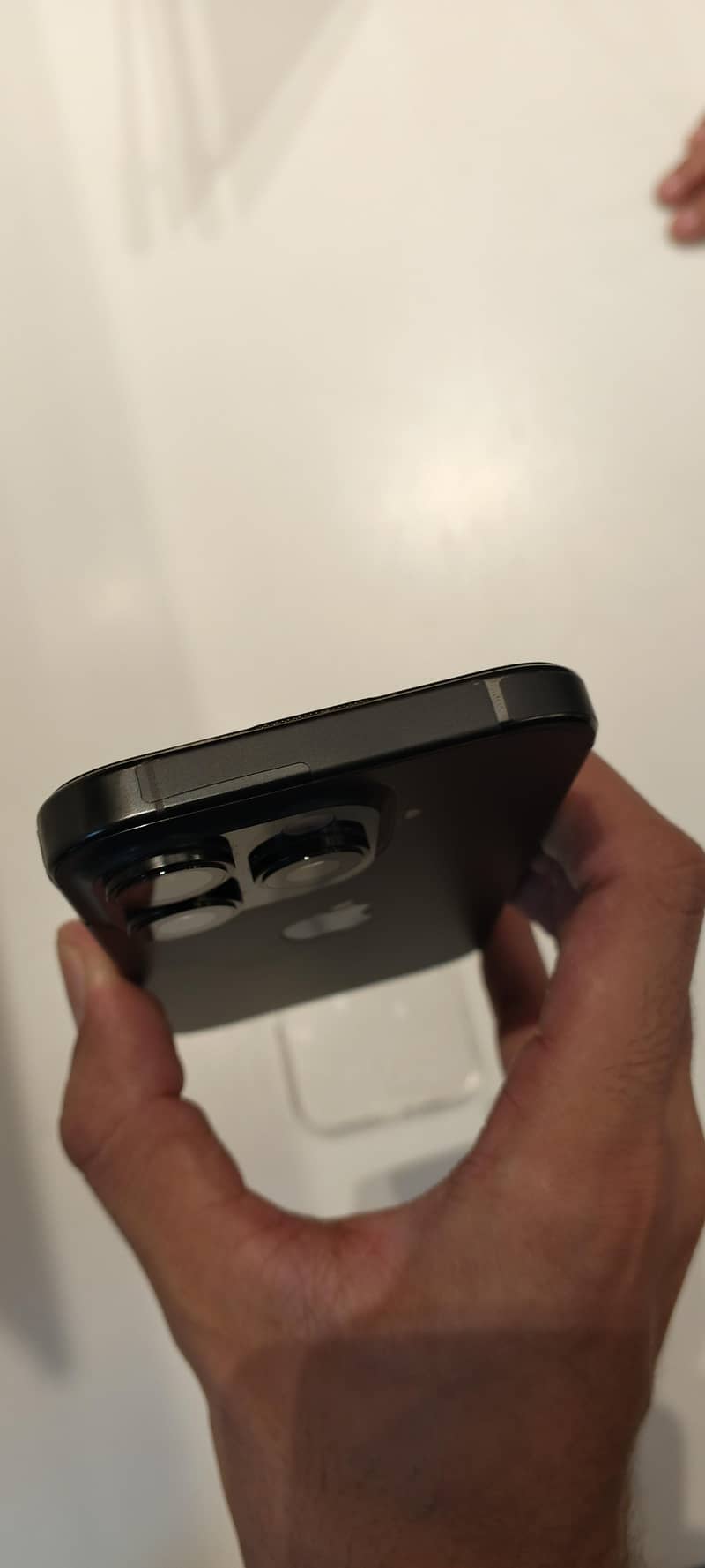 iphone 16 pro 3