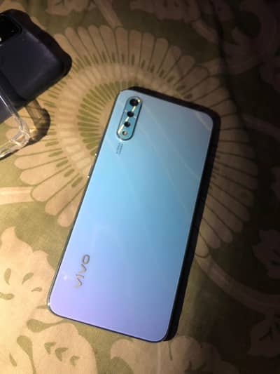 vivo s1