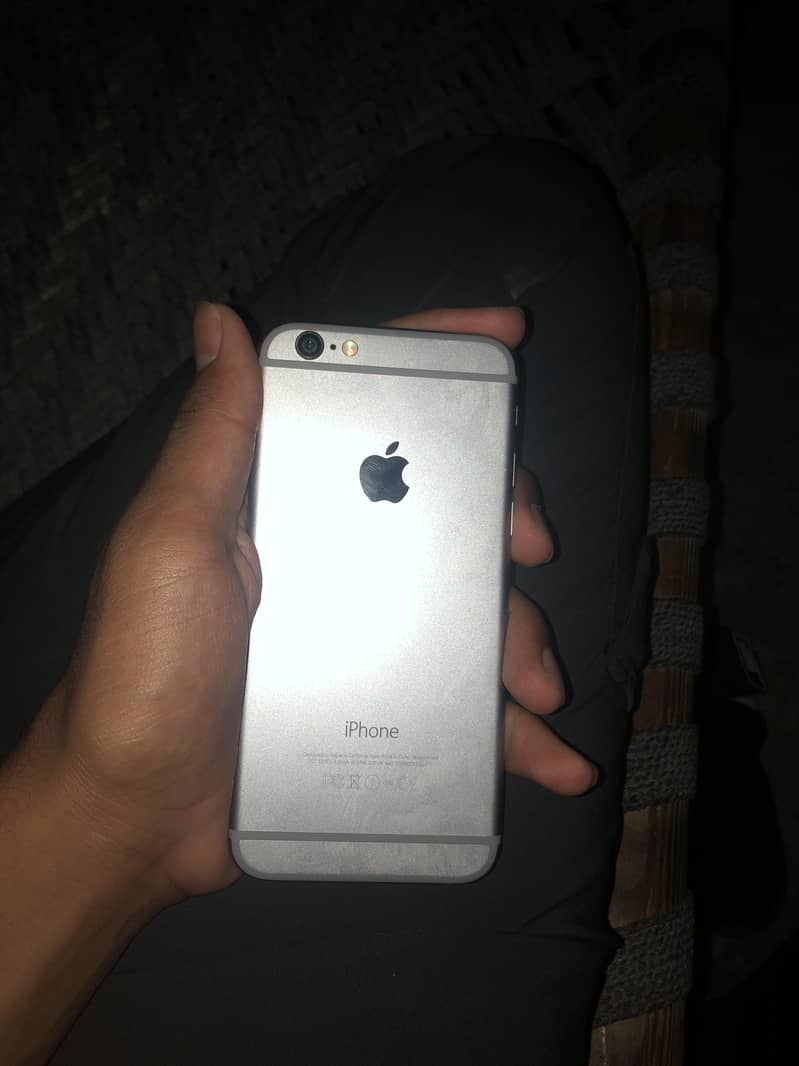 Apple iPhone 6 0