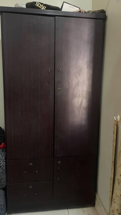 2 door cupboard